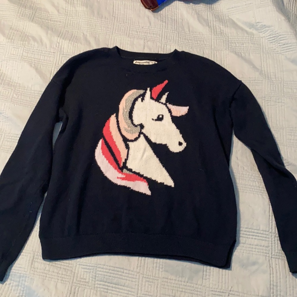 Abercrombie kids girls sweater. Size 9/10
